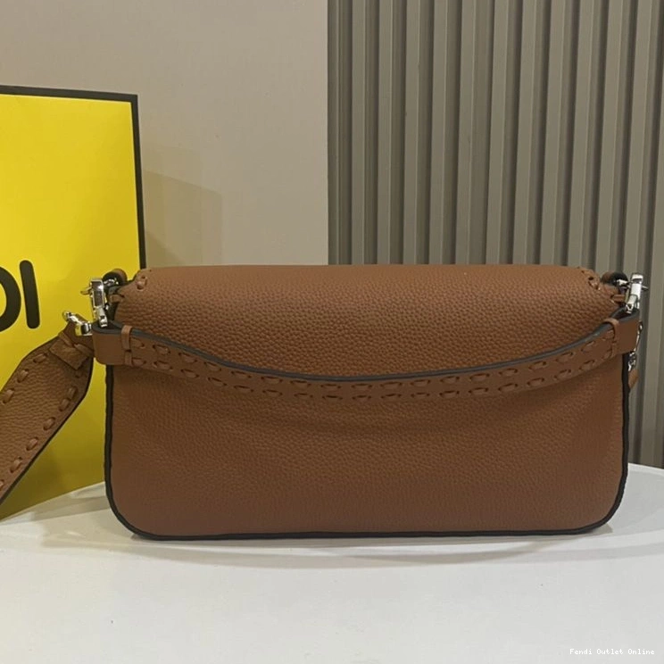 Cheap Leather Cuoio Bag Baguette Romano In Selleria Brown Medium Fendi 0802